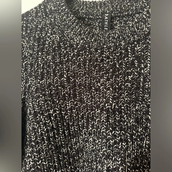 ATHLETA Wool Blend Sierra Crew Neck Sweater Black Marl SMALL Chunky Knit Speckle - Picture 3 of 11